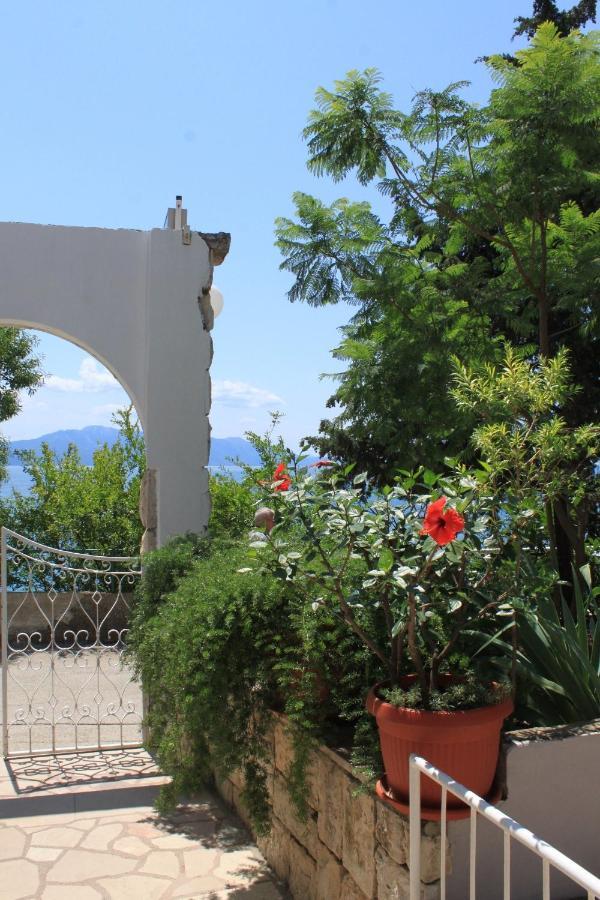 Apartments By The Sea Brist, Makarska - 505 Podaca Luaran gambar