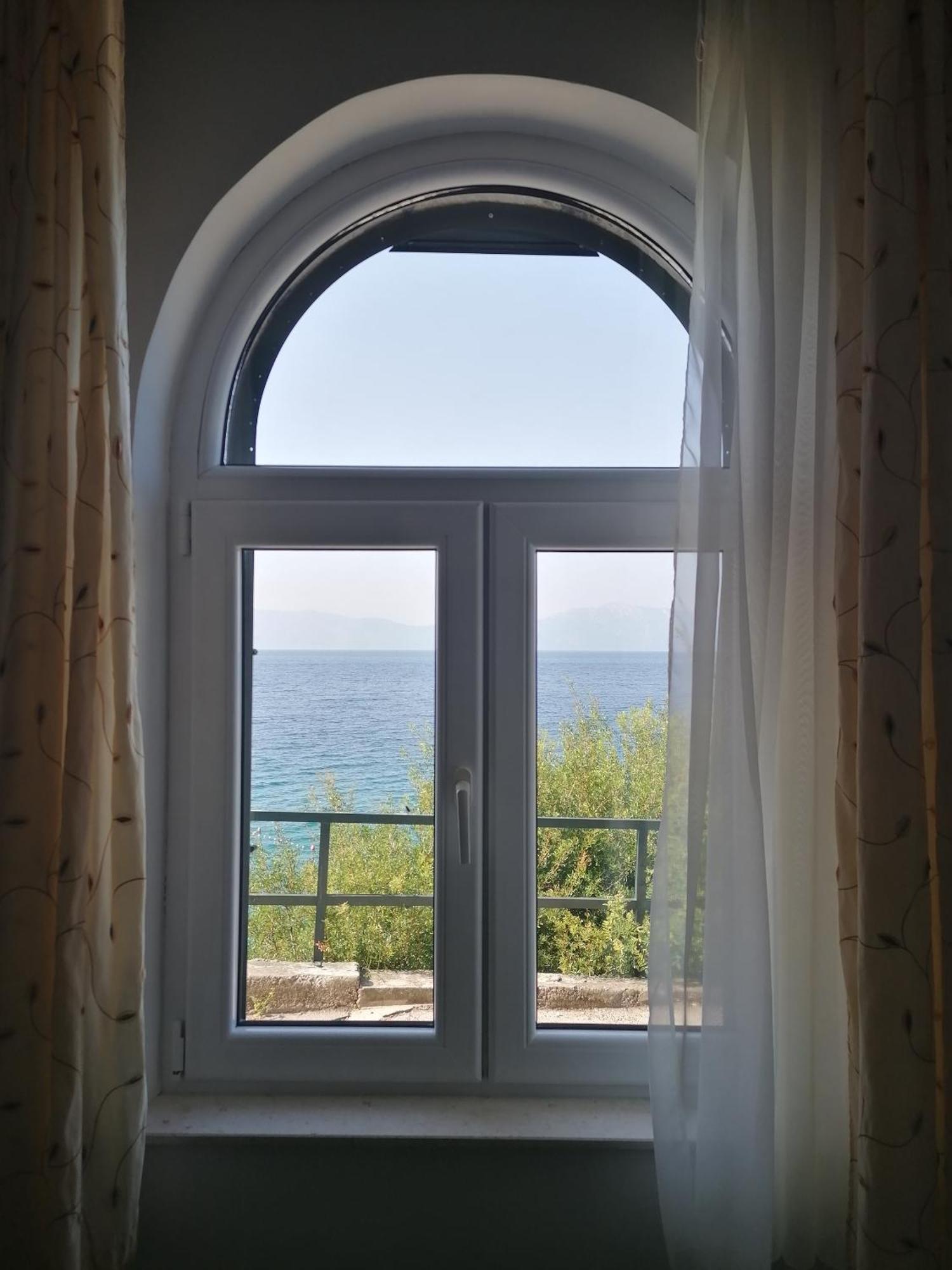 Apartments By The Sea Brist, Makarska - 505 Podaca Bilik gambar